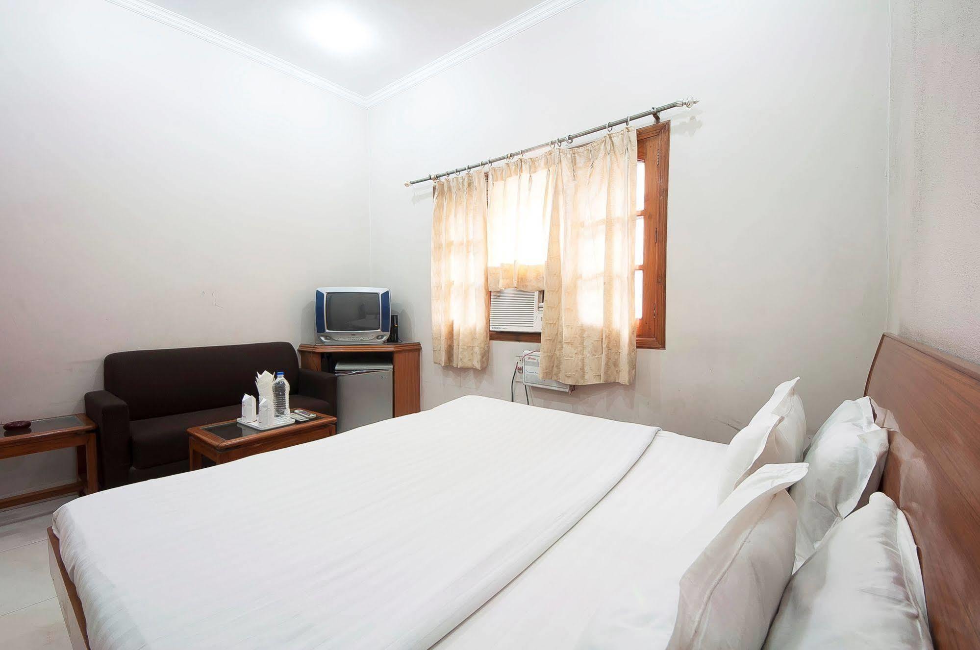 Fabhotel Basera Amritsar Exterior foto
